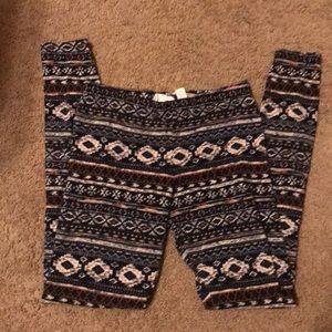 Tribal print leggings